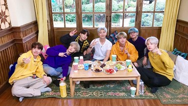 img-title BTS Diprediksi Wamil Bersama di 2022, Ini Kata Big Hit