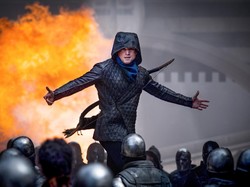 Sinopsis Robin Hood (2018), Aksi Pemanah Bertudung Hadapi Pemerintah Korup