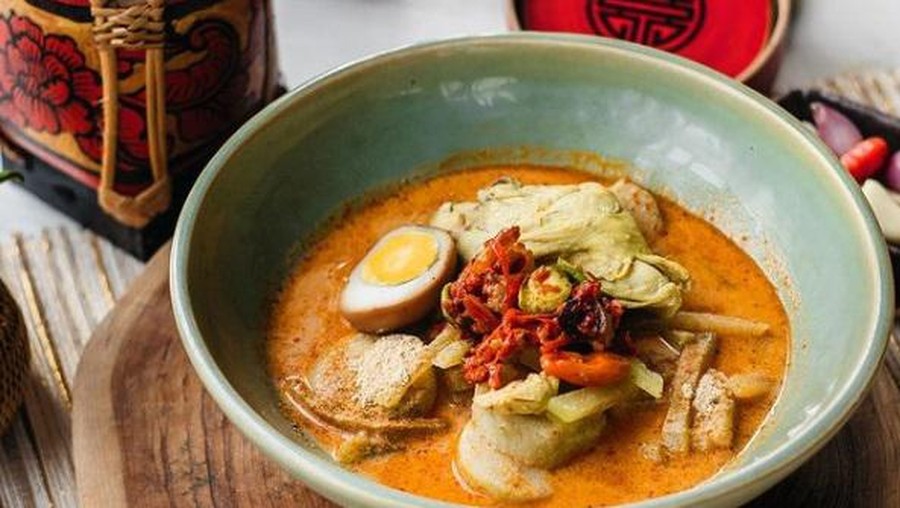 lontong cap go meh enak di jakarta