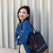 6 Ide OOTD Jeans ala Nayeon TWICE, Gak Ngebosenin!
