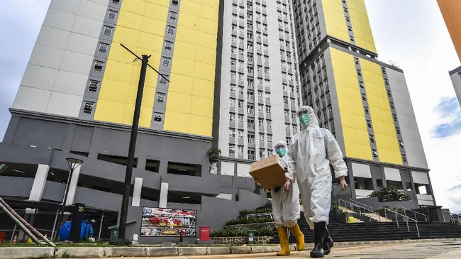 Kapasitas RSDC Wisma Atlet Kemayoran mampu menampung 7.937 pasien. Saat ini sebanyak 6.100 pasien terkonfirmasi positif terpapar covid-19 masih dirawat.