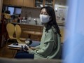Mayoritas Warga Jepang Menganggap Besarkan Anak Sulit