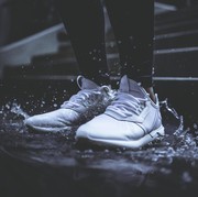 5 Rekomendasi Brand Sneakers Agar Fashion Kamu Lebih Stylish!