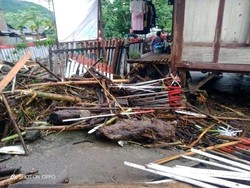 Banjir Bandang di Dompu NTB, 36 Rumah Hanyut