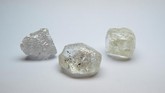 FOTO: Berlian Langka 242 Karat Bakal Dilelang di Dubai Alrosa, produsen berlian asal Rusia, akan melelang salah satu berlian berukuran besar 242 karat dalam abad ini.