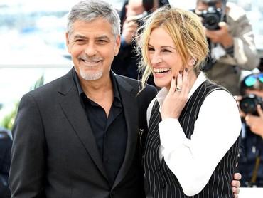 Julia Roberts & George Clooney Lakukan Adegan Ciuman hingga Ulang 80 Kali