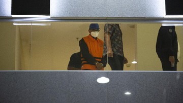 Saksi enggan mengungkapkan makna istilah 'Gedung Putih' yang ada dalam bukti pertukaran pesannya dengan terdakwa penyuap Gubernur Sulsel Nurdin Abdullah.