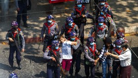 China Janji Turun Tangan Redakan Situasi Myanmar