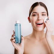 6 Tips Pakai Exfoliating Toner untuk Dapatkan Hasil Maksimal