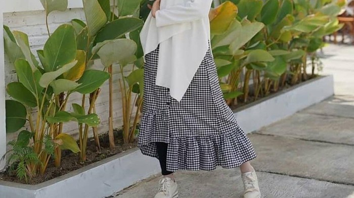 Unik, 5 Ide Outfit Hijab dengan Rok Ruffle untuk Tampil Kece dan Stunning