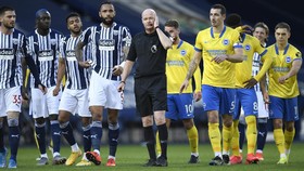 Kisah Sedih Brighton: Satu Gol Dianulir, Dua Penalti Gagal