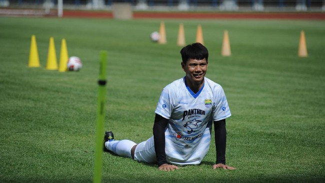 Pemain Persib, Achmad Jufriyanto, yakin Persik Kediri bisa bangkit saat melawan Persebaya Surabaya dan membantu Maung Bandung juara Liga 1.