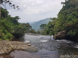 Belum Terjamah Pemerintah, Begini Asrinya Air Terjun Indo Rannuang