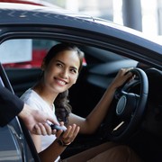5 Hal yang Perlu Diperhatikan Sebelum Beli Mobil Bekas, Biar Nggak Rugi!