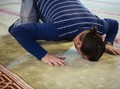 Sebab dan Tata Cara Sujud Syukur