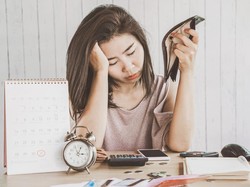 Simak! Tips Supaya Hidup Tenang Tanpa Dikejar Cicilan Utang