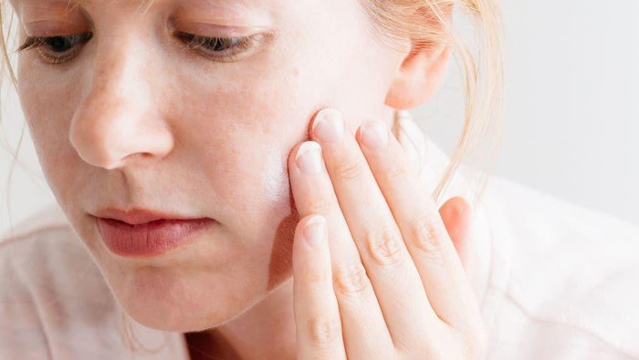 Supaya Hasilnya Maksimal, Perhatikan Jeda Aplikasi Pemakaian Skincare Berikut Ini