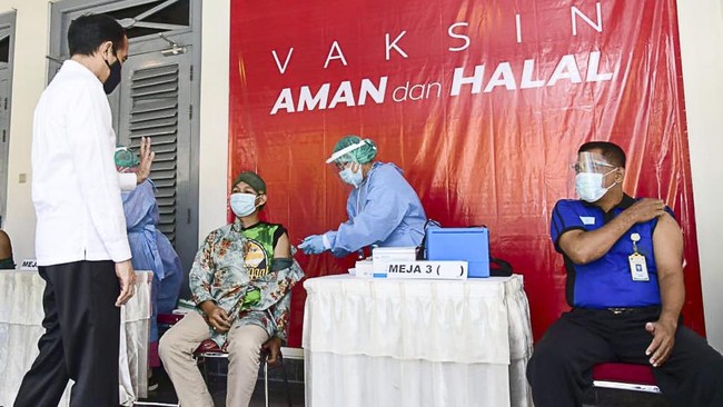 Kemenkes mencatat baru 3.696.059 orang dari target 181,5 juta penduduk yang disuntik vaksin Covid-19.