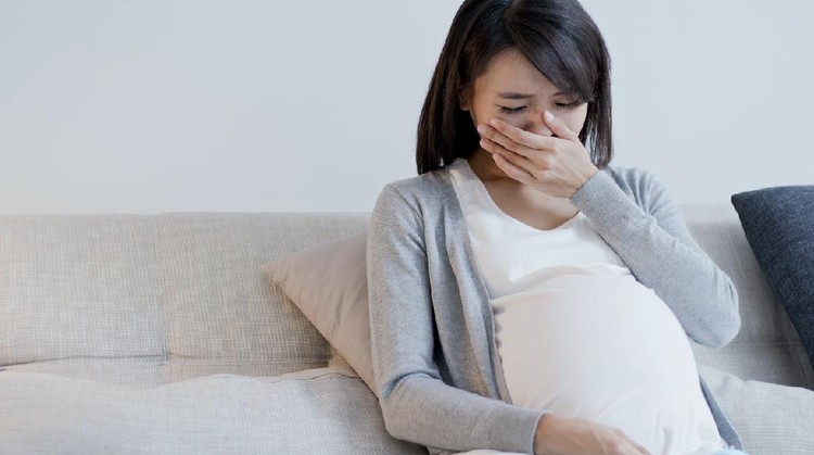 pregnant woman cry and feel depression at home