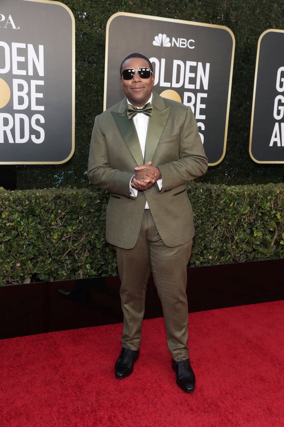 Actor Kenan Thompson poses in this handout photo from the 78th Annual Golden Globe Awards in Beverly Hills&comma; California&comma; U&period;S&period;&comma; February 28&comma; 2021&period; Todd Williamson&sol;NBC Handout via REUTERS ATTENTION EDITORS - THIS IMAGE HAS BEEN SUPPLIED BY A THIRD PARTY&period; NO RESALES&period; NO ARCHIVES&period;