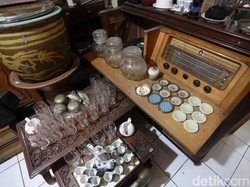 Rumah Banjarsari Solo Gelar Bazar Benda Seni-Barang Antik