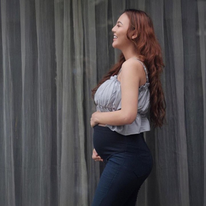 <p>Setelah mempolisikan Alfath Fatiher atas kasus KDRT, Ratu Rizky Nabila lalu menggugat cerai pemain Persija Jakarta itu. (Foto: Instagram @raturn)</p>
