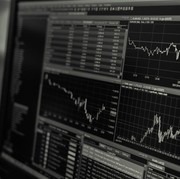 Salah Kaprah! Ini Mitos-mitos Investasi Saham yang Sering Menyesatkan Pemula