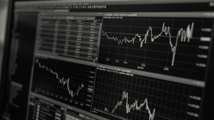 Salah Kaprah! Ini Mitos-mitos Investasi Saham yang Sering Menyesatkan Pemula Salah Kaprah! Ini Mitos-mitos Investasi Saham yang Sering Menyesatkan Pemula
