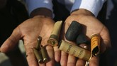 FOTO: Satu Bulan Myanmar Bergolak Akibat Kudeta Usai kudeta pada 1 Februari lalu, Myanmar seolah mundur dari masa demokrasi ke zaman kegelapan junta militer.