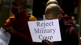 Amerika Hukum 6 Perusahaan Myanmar di Tengah Kudeta