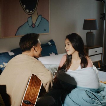 img-title Sudah Dekat dan Merasa Cocok, Anya Geraldine Ungkap Tak Akan Berpacaran dengan Rizky Febian