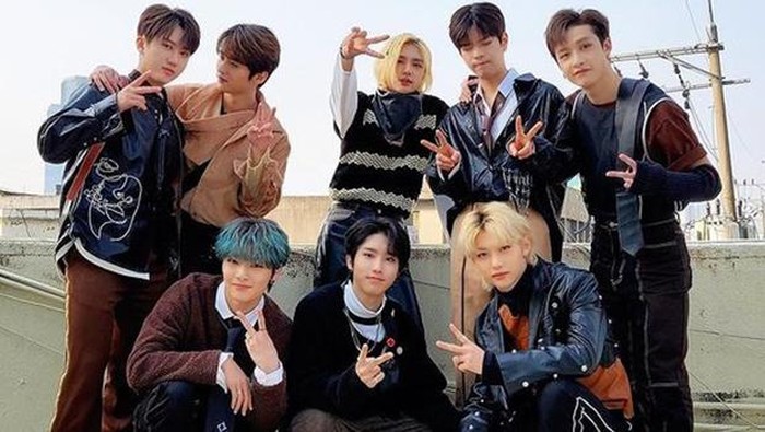 Tanggapi Isu Bullying, Brand Kosmetik CLIO Hapus Foto Stray Kids dari Medsos Tanggapi Isu Bullying, Brand Kosmetik CLIO Hapus Foto Stray Kids dari Medsos
