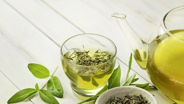 KONSUMSI TEH HIJAU UNTUK DIET