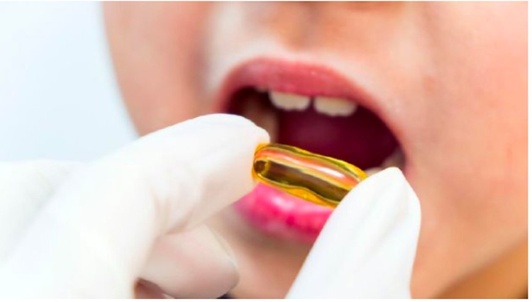 APAKAH VITAMIN BENTUK PERMEN LUNAK AMAN UNTUK ANAK? Umumnya kebutuhan nutrisi pada anak dapat dipenuhi dengan makanan yang bergizi dan seimbang. Namun tidak ada salahnya Bunda memberikan suplemen anak jika perlu.