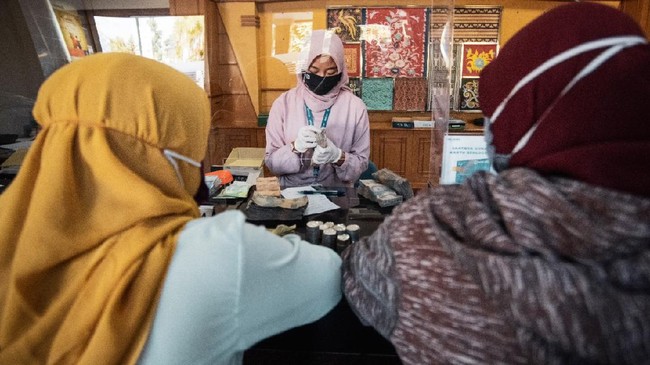 Berikut rincian dari penurunan Suku Bunga Dasar Kredit yang diterapkan BRI pada semua segmen sejak 28 Februari 2021.