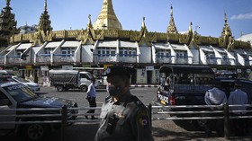 Lari dari Kudeta, Puluhan Warga Myanmar Tunggu Masuk India