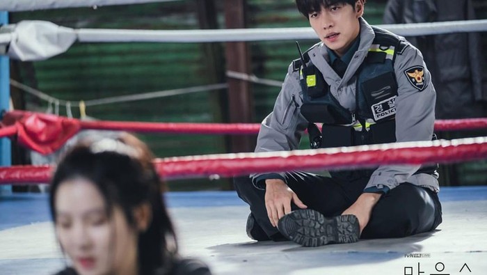 Drama Korea Terbaru 2021 Yang Sedang Tayang : 5 Drama Korea Terbaru yang Tayang pada Februari 2021 ... - Beberapa bintang ternama korea yang akan membintangi drakor ini antara lain park bo.