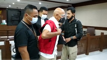 Hari Ini, Mark Sungkar Akan Jalani Sidang Dugaan Kasus Korupsi