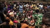 FOTO: Pemberontak Kuasai Afrika Tengah, Ribuan Orang Pindah Sekitar 240 ribu orang memilih mengungsi setelah kelompok pemberontak menguasai wilayah Afrika Tengah.