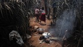 FOTO: Pemberontak Kuasai Afrika Tengah, Ribuan Orang Pindah Sekitar 240 ribu orang memilih mengungsi setelah kelompok pemberontak menguasai wilayah Afrika Tengah.
