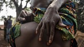 FOTO: Pemberontak Kuasai Afrika Tengah, Ribuan Orang Pindah Sekitar 240 ribu orang memilih mengungsi setelah kelompok pemberontak menguasai wilayah Afrika Tengah.