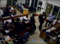 Aksi Main Tangan Bos Bea Cukai Jayapura Berujung Skors