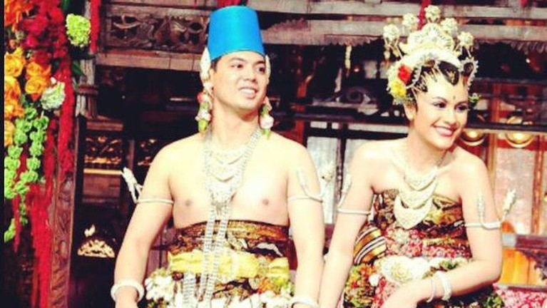 Wulan Guritno Kemesraan Wulan Guritno dan Adilla Dimitri