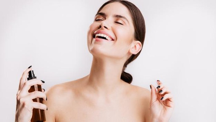 5 Face Mist Korea untuk Kulit Wajah Segar Sepanjang Hari