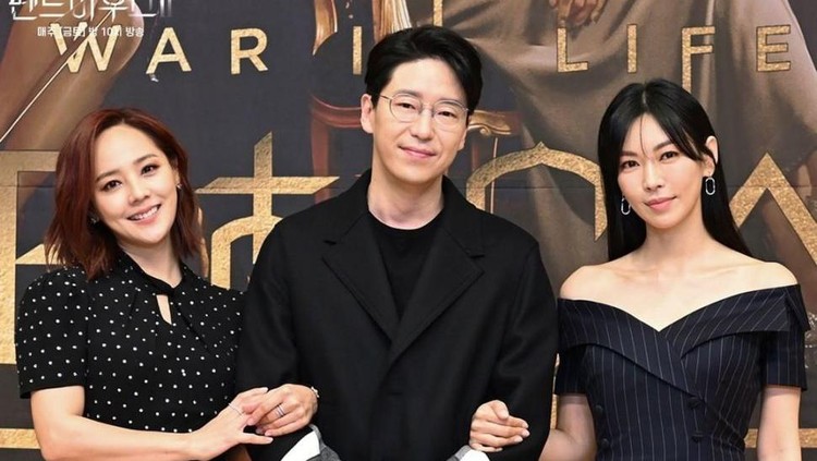Perjalanan Karier Eugene, Bintang The Penthouse Season 2 yang Awet Muda
