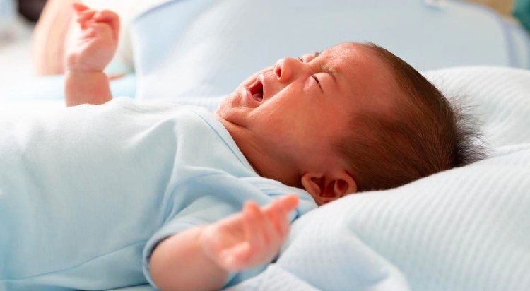 Penyebab Bayi Kuning dan Cara Merawatnya di Rumah Penyakit bayi kuning biasa terjadi pada bayi baru lahir dan biasanya tidak berbahaya, karena fungsi hati bayi yang belum bekerja sempurna.