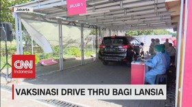 VIDEO: Vaksinasi Drive Thru Bagi Lansia
