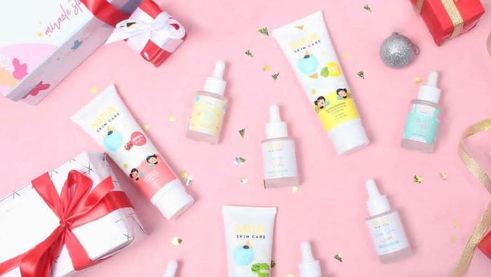 Punya Masalah Kulit Berjerawat, Kusam, Hingga Penuaan Dini? Atasi dengan Rangkaian Super dari Natur Skincare