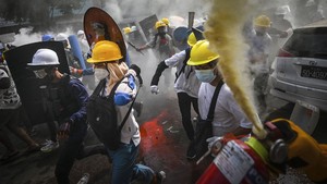 FOTO: Ricuh Demo Anti-Kudeta Myanmar Telan Puluhan Korban