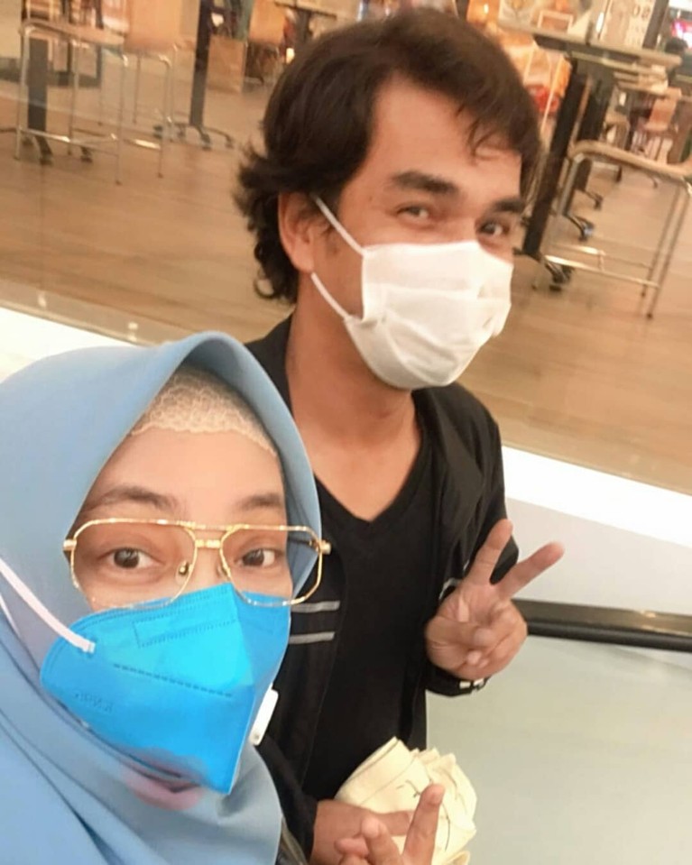 Rina Gunawan dan Teddy Syah Rina Gunawan dan Teddy Syah